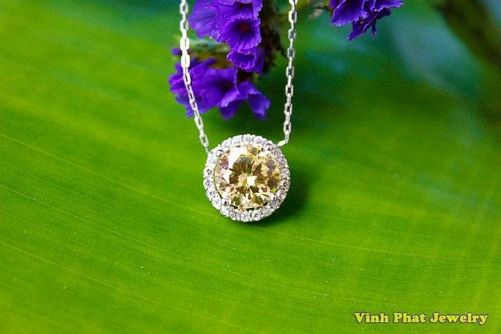 Vinh Phat Jewelry (in Asian Garden Mall on 2nd floor)