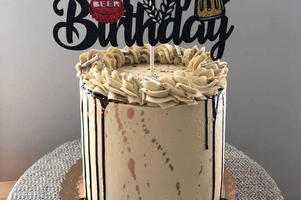 Tiramisu Birthday Caek