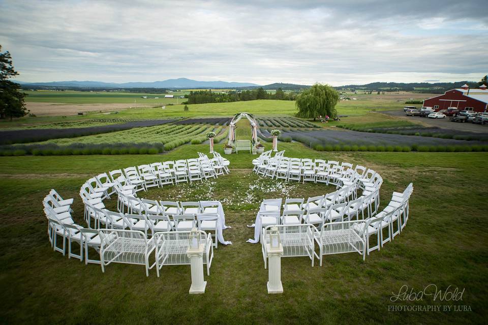 Lady Catherine's Place Seating