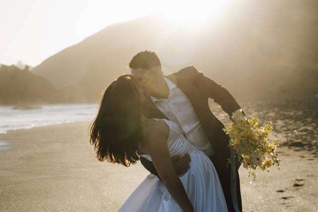 Black Sands Beach Elopement