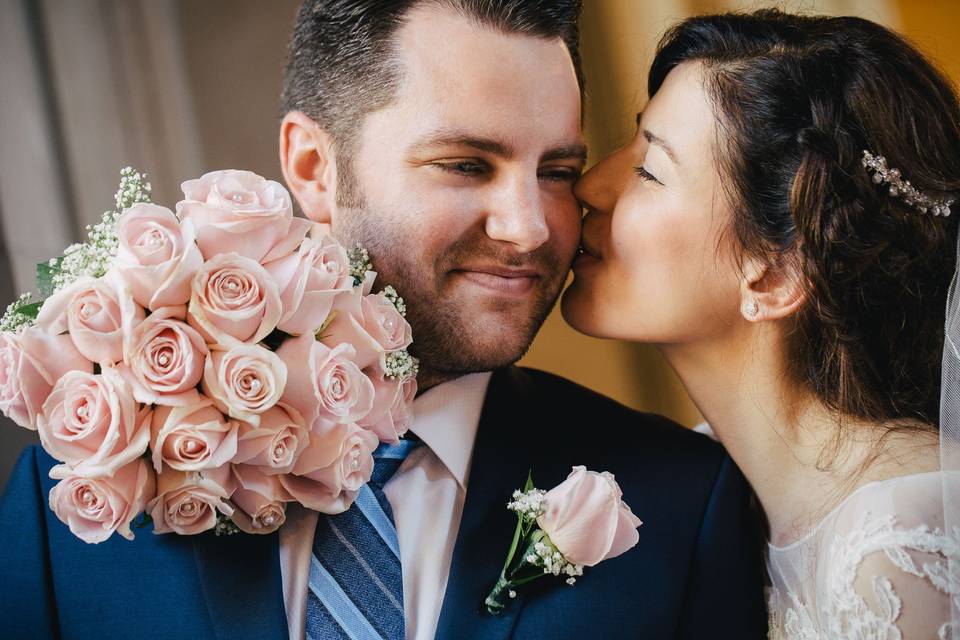 Couple at sf city hall