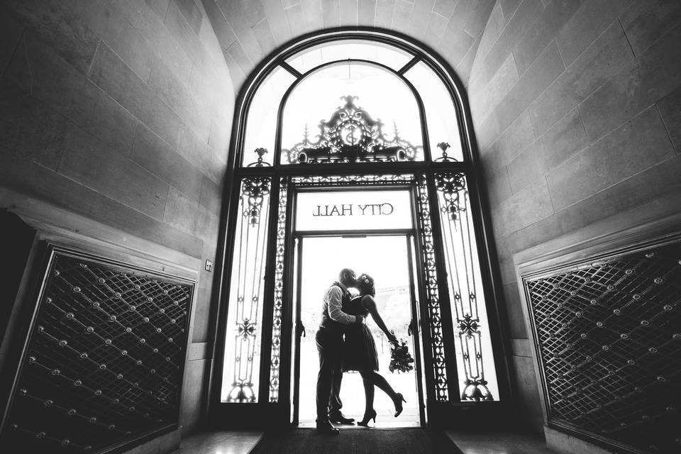 Sf city hall couple