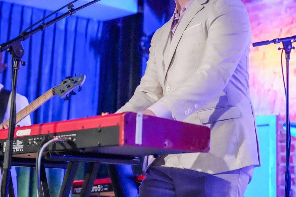 Ted Bordeau: Piano Man