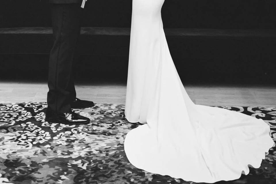 Chic slick back