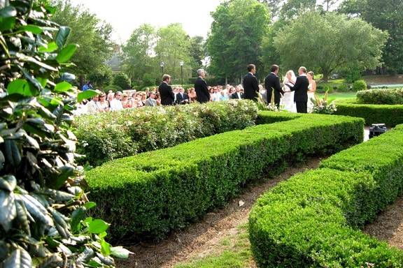 A garden wedding