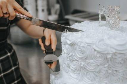 Cake cutting