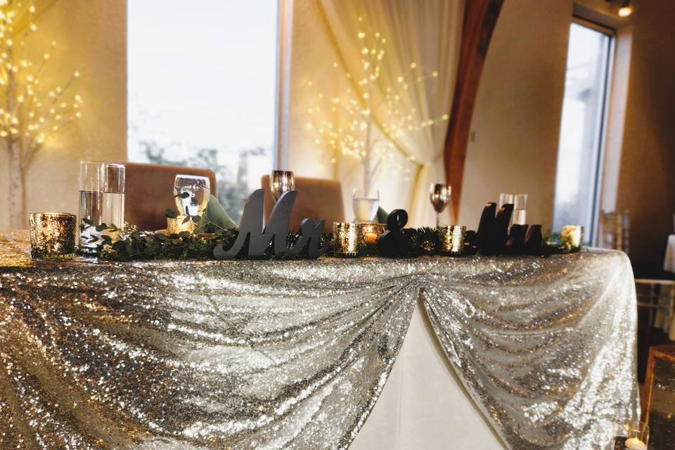 Sweetheart Table