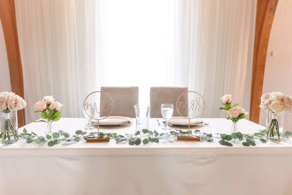 Sweetheart Table