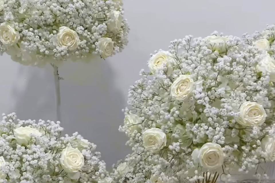 FLORAL ARRANGEMENT