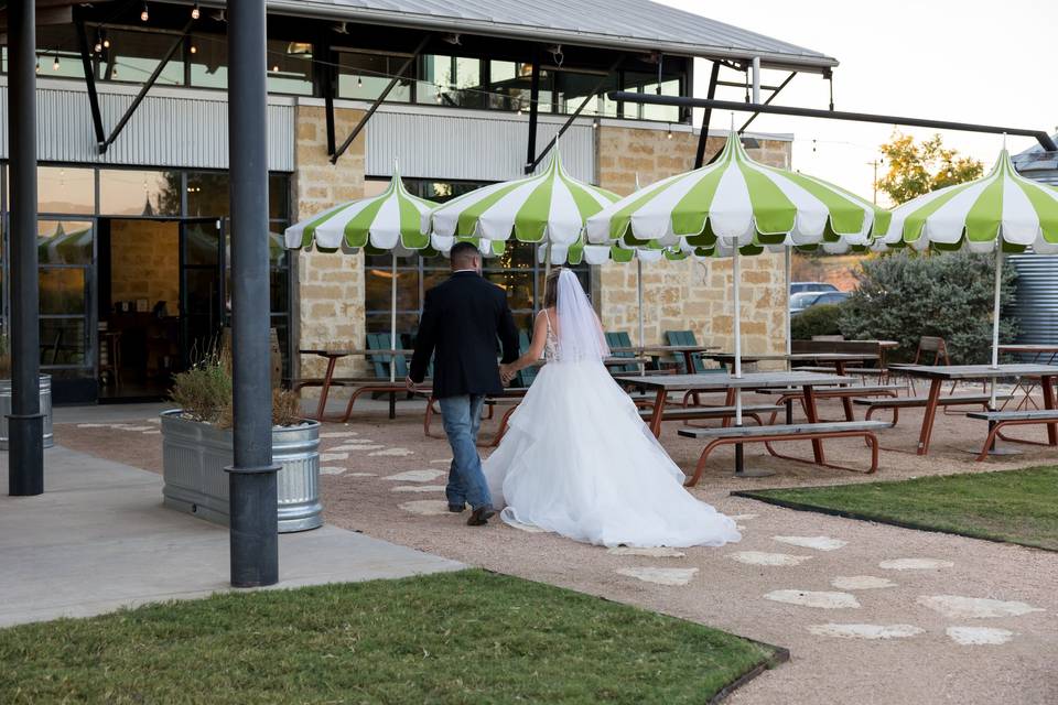 DEVTR Patio Ceremony Exit
