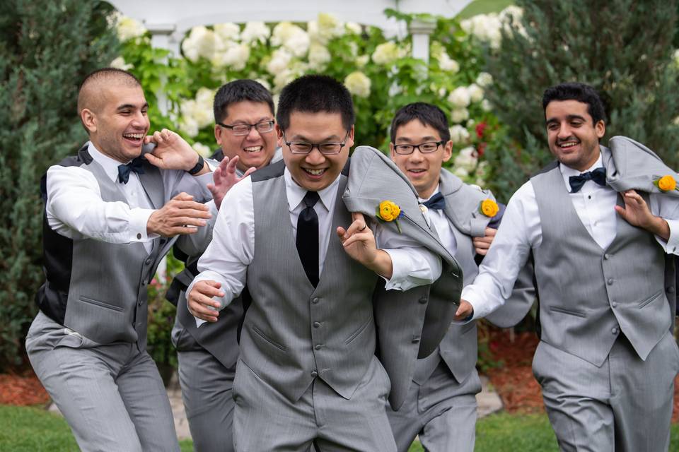 Groomsmen attack with love!