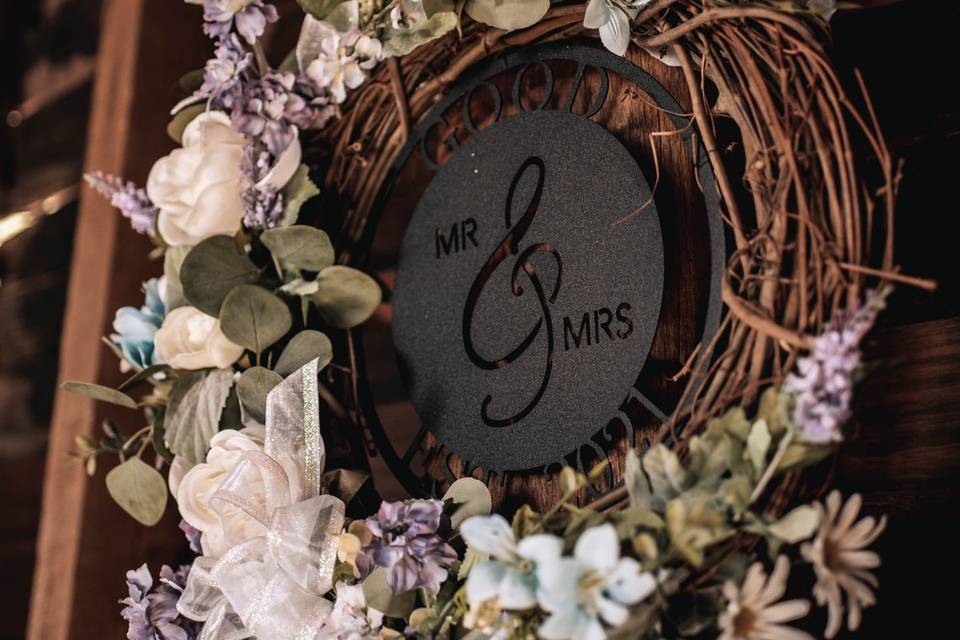 Mr. & Mrs. Wreath