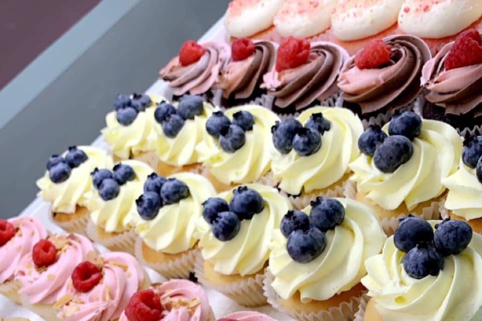 Trend Enterprises Cupcake The Bake Shop Mini Accents