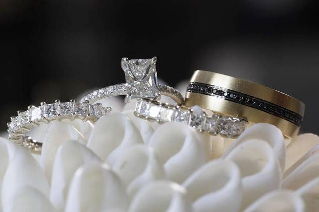Wedding ring places near me hotsell