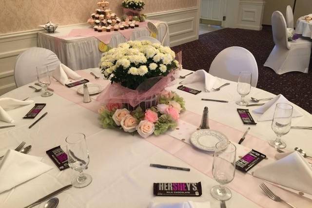 Blooms Boutique and Floral Event Rentals Saginaw MI WeddingWire