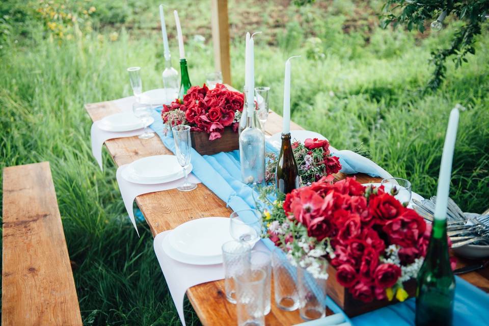 Romantic table set-up