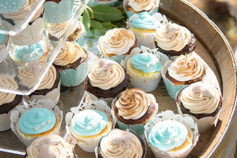 Wedding cupcakes