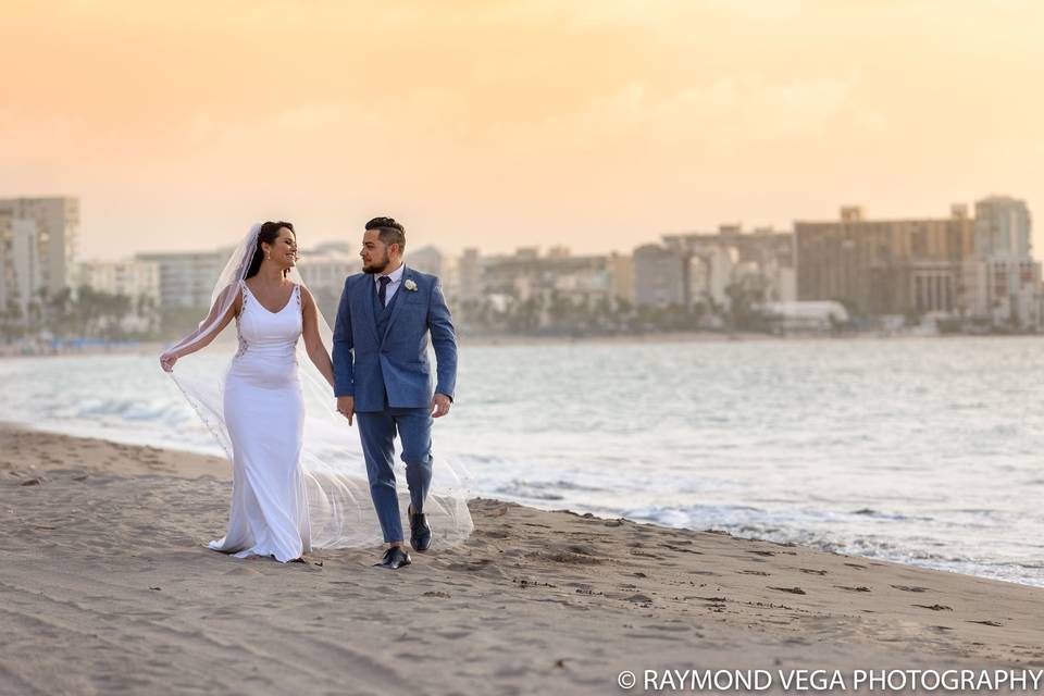 Raymond Vega Photography / Professional Wedding Photographer https://www.facebook.com/raymondvegaphotography/?ref=settings