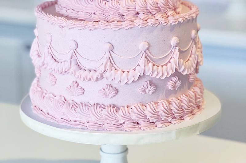 Retro pink cake