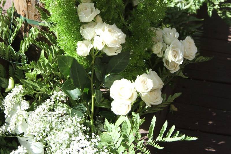 Aisle of flowers and ferns with sparkling finish for that Twilight feel