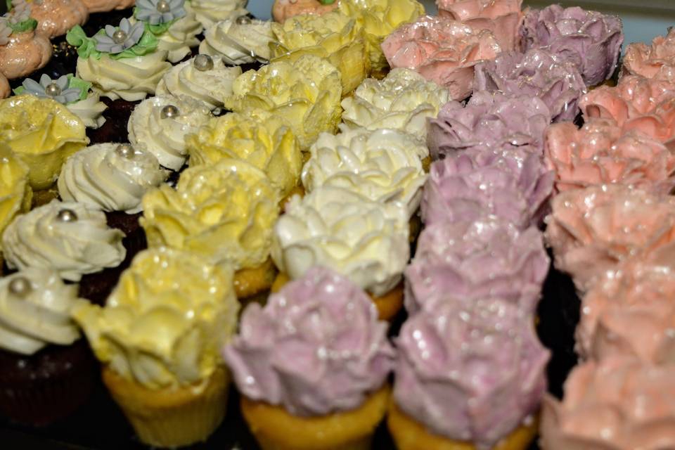 Mini Colorful Wedding Cupcakes