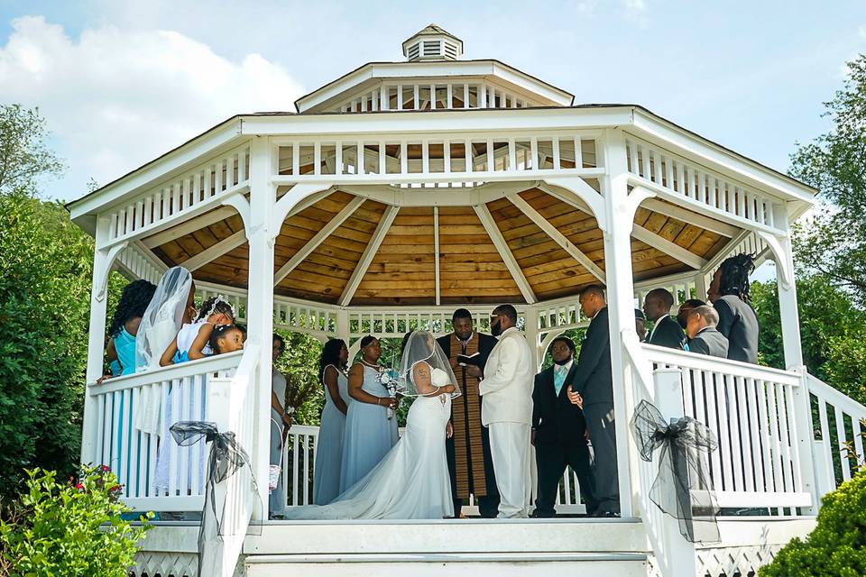 Mr & Mrs Studios