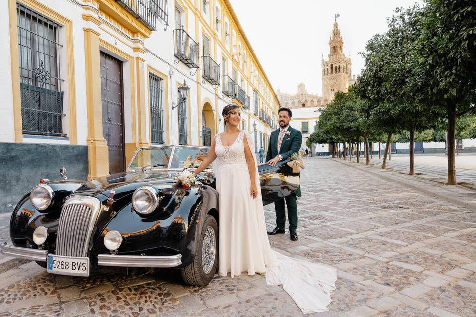 Coche clásico sesión pareja