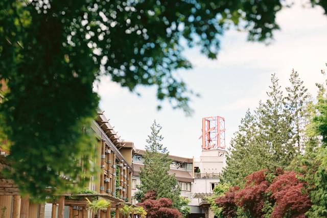The Edgewater Hotel