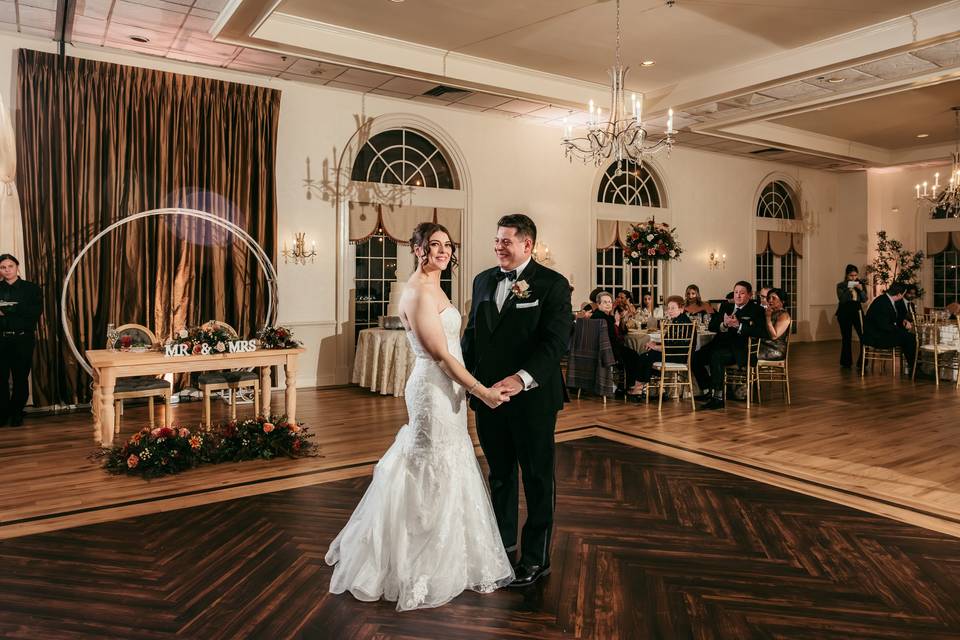 Photo by LovesStruck Photos