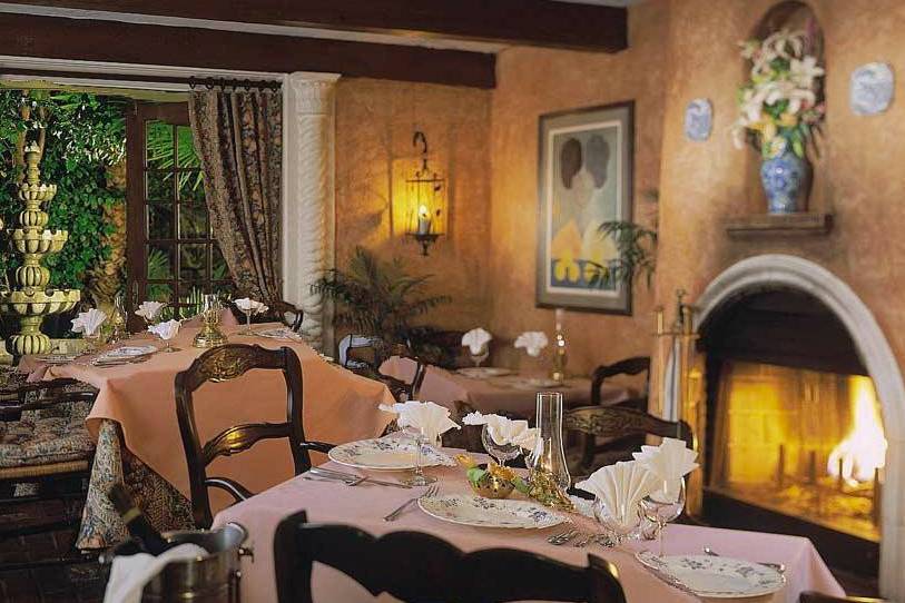 Villa Royale Inn and Europa Restaurant