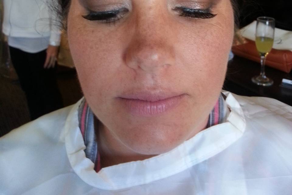 Full front eyeshadow view. Dramatic but nude colors.