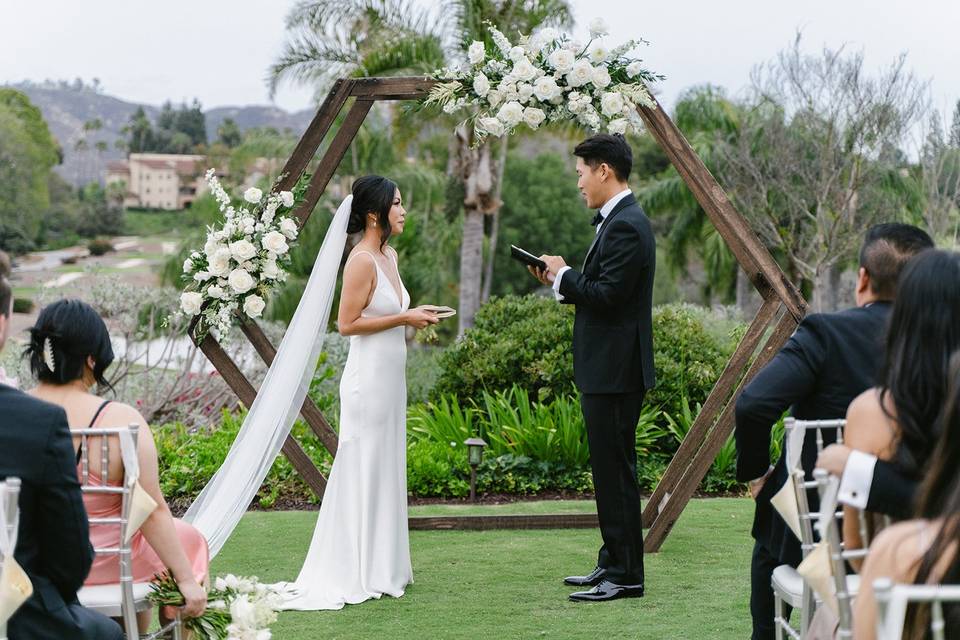 Micro wedding
