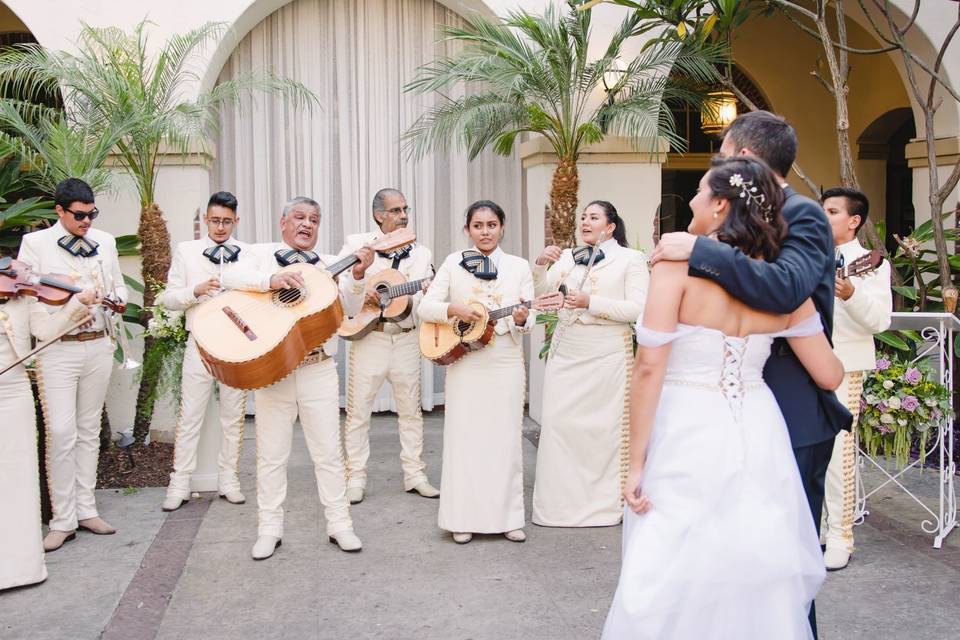 Band serenades newlyweds