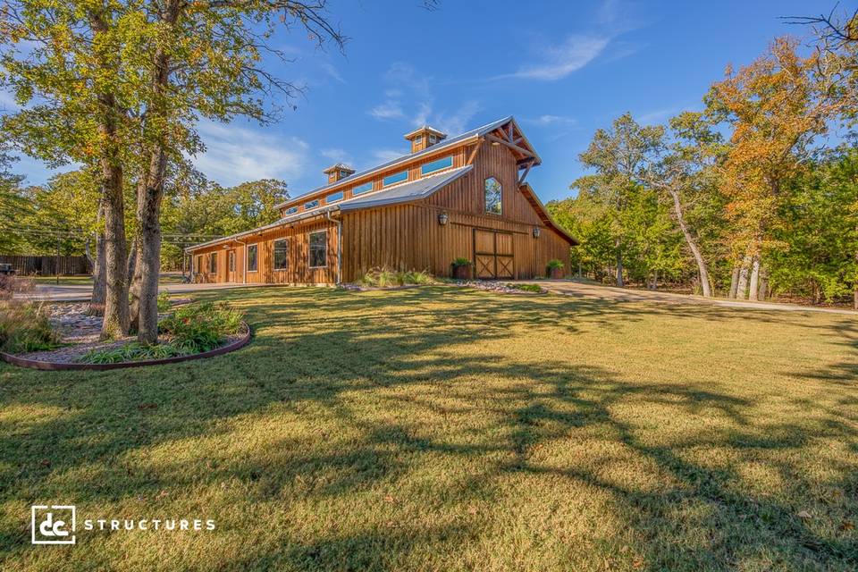 Whispering Oaks