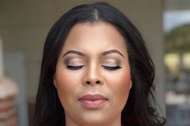 Contour makeup
