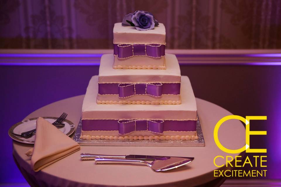 3 layered wedding cake NJ