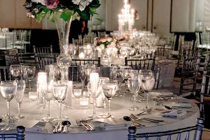Floating Candles Tablescape