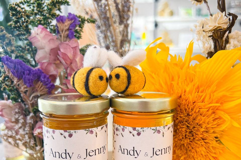Custom honey jars