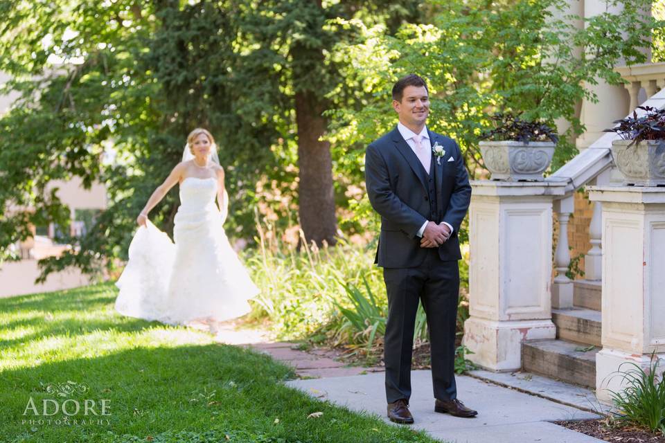 The groom waiting for her bride