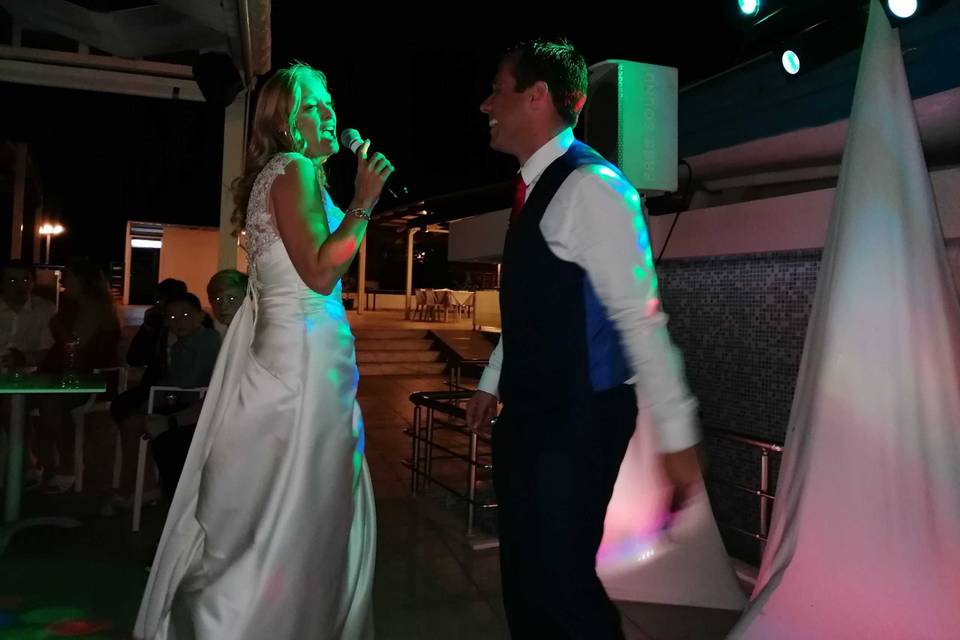 Karaoke with Rhodes wedding DJ