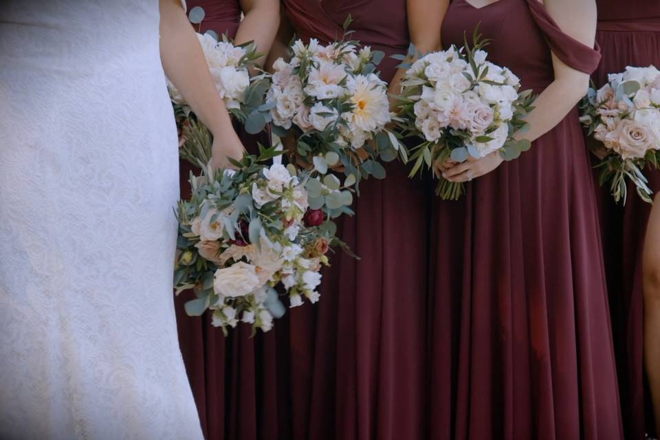 Bouquets & Bridesmaids