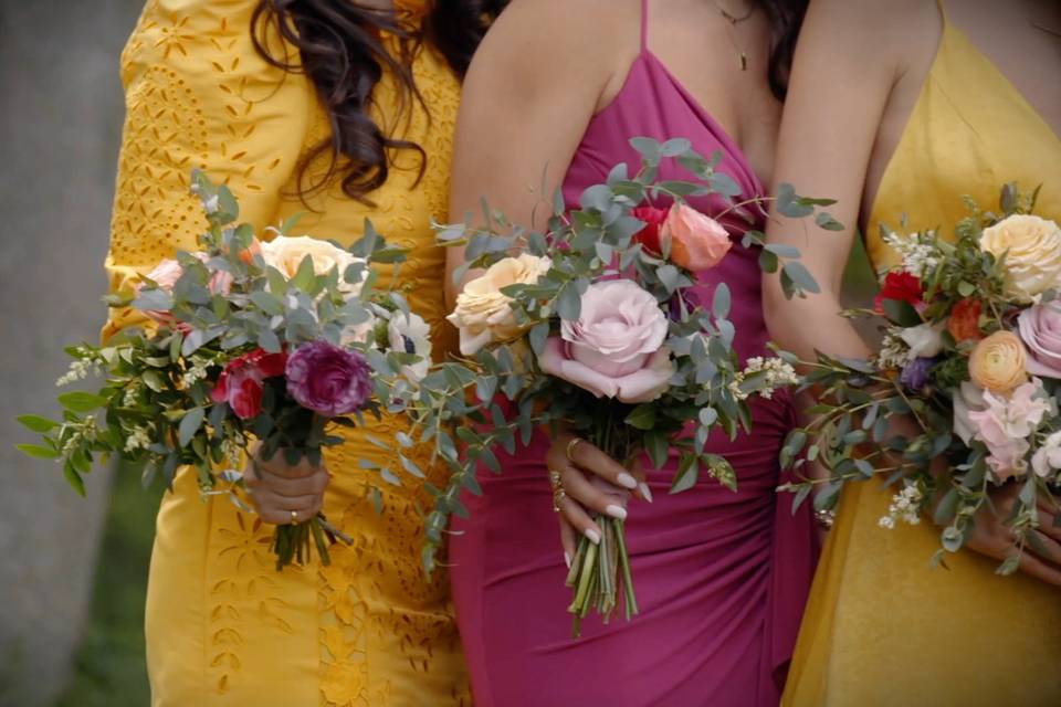 Bouquets & Bridesmaids