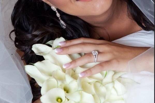 Bride wearing her veil