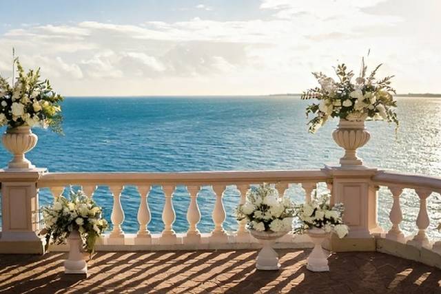 Waterfront ceremony style