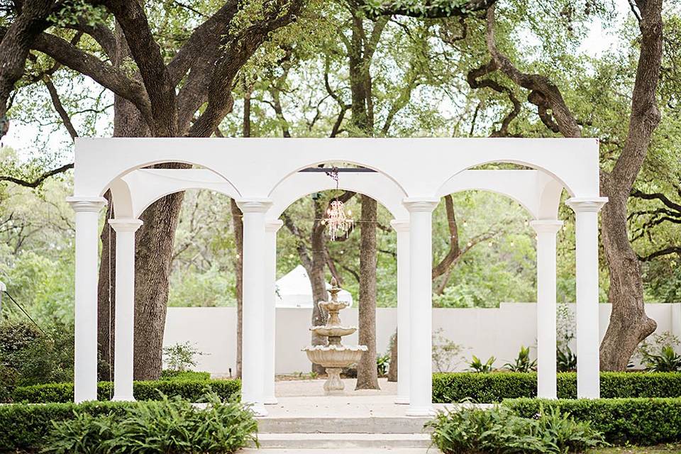 Outdoor Garden Wedding