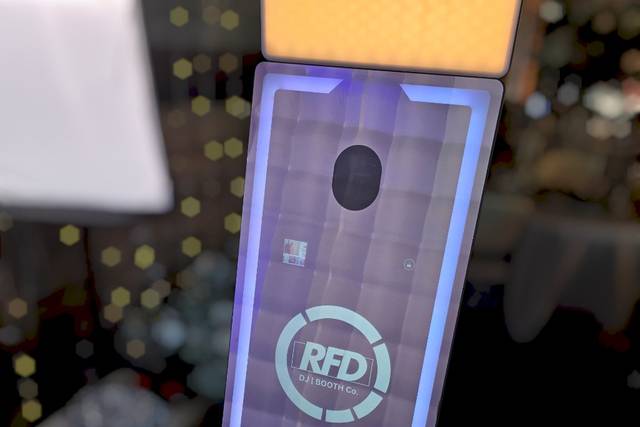 Magic Mirror Photo Booth