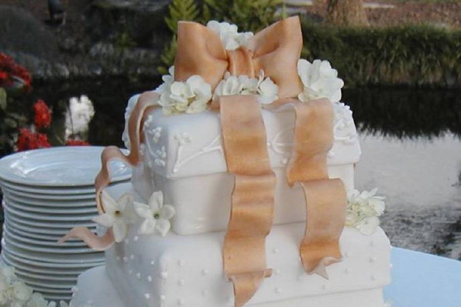 Maui Wedding Cakes