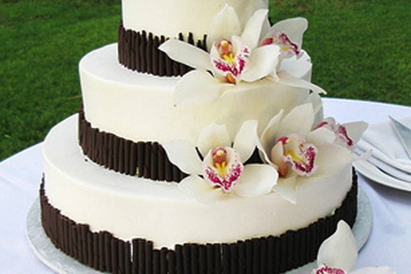 Wedding Cake & Coordination Services | PreciousMauiWeddings.com