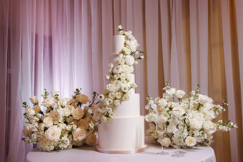 Luxury Cake Flowers