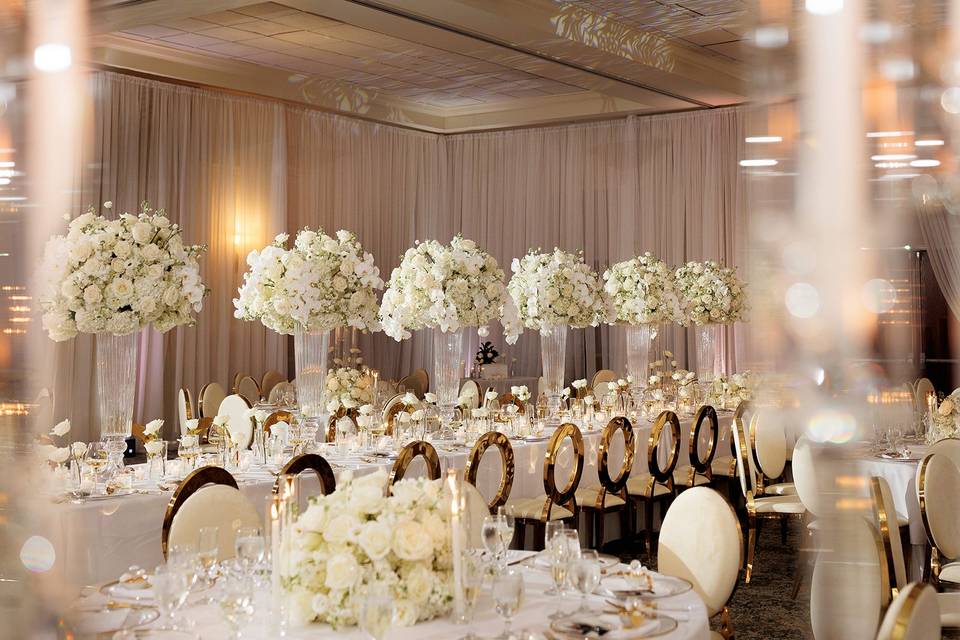 Luxury Estate Table Flowers